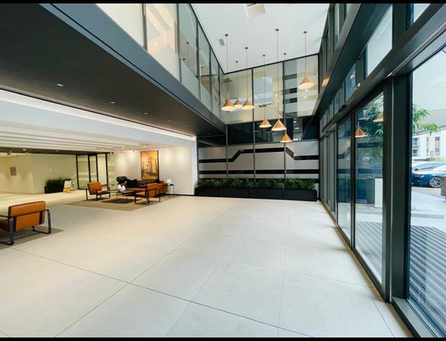 333M² OFFICE TO LET IN VORNA VALLEY